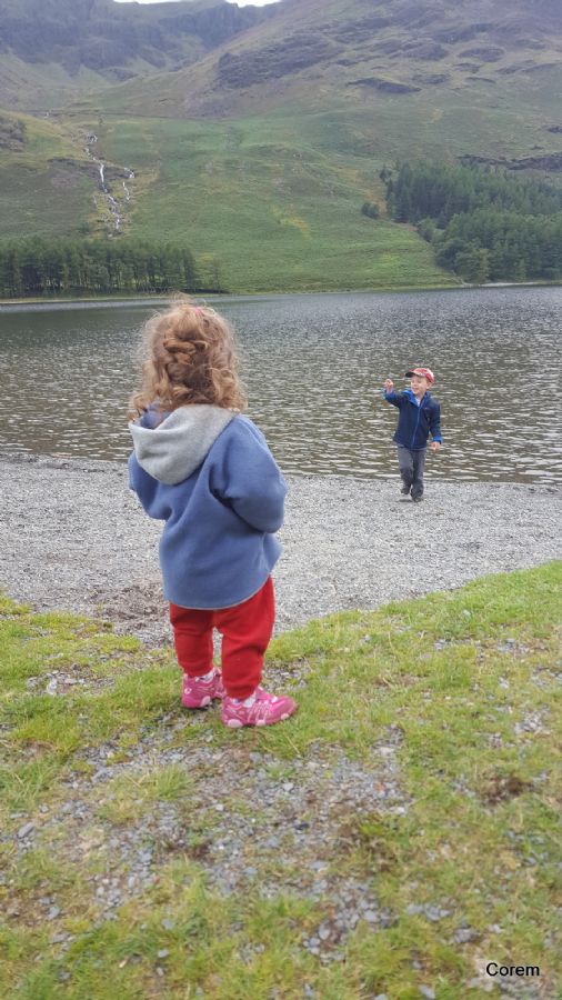 טיול באגם Buttermere